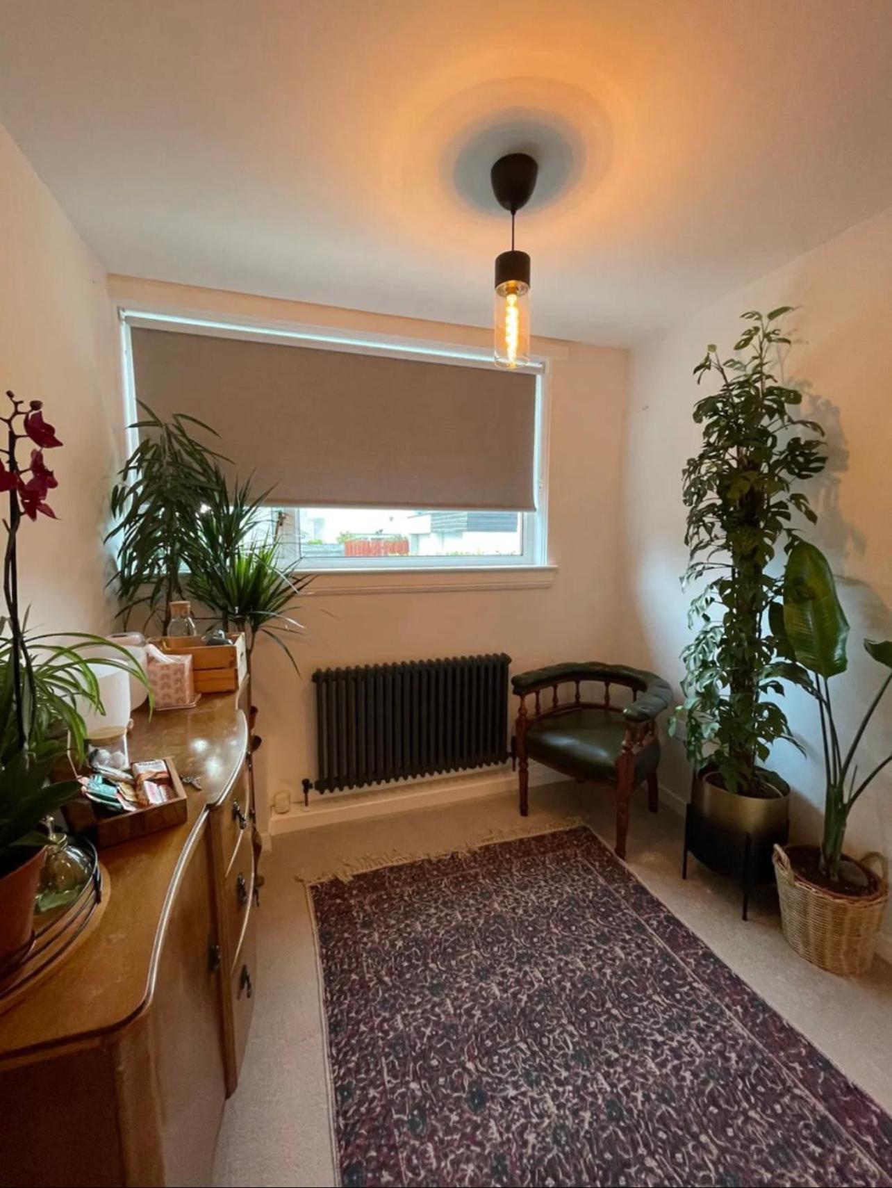 Private Room With Separate Shower And Free Parking Edinburgh Bagian luar foto
